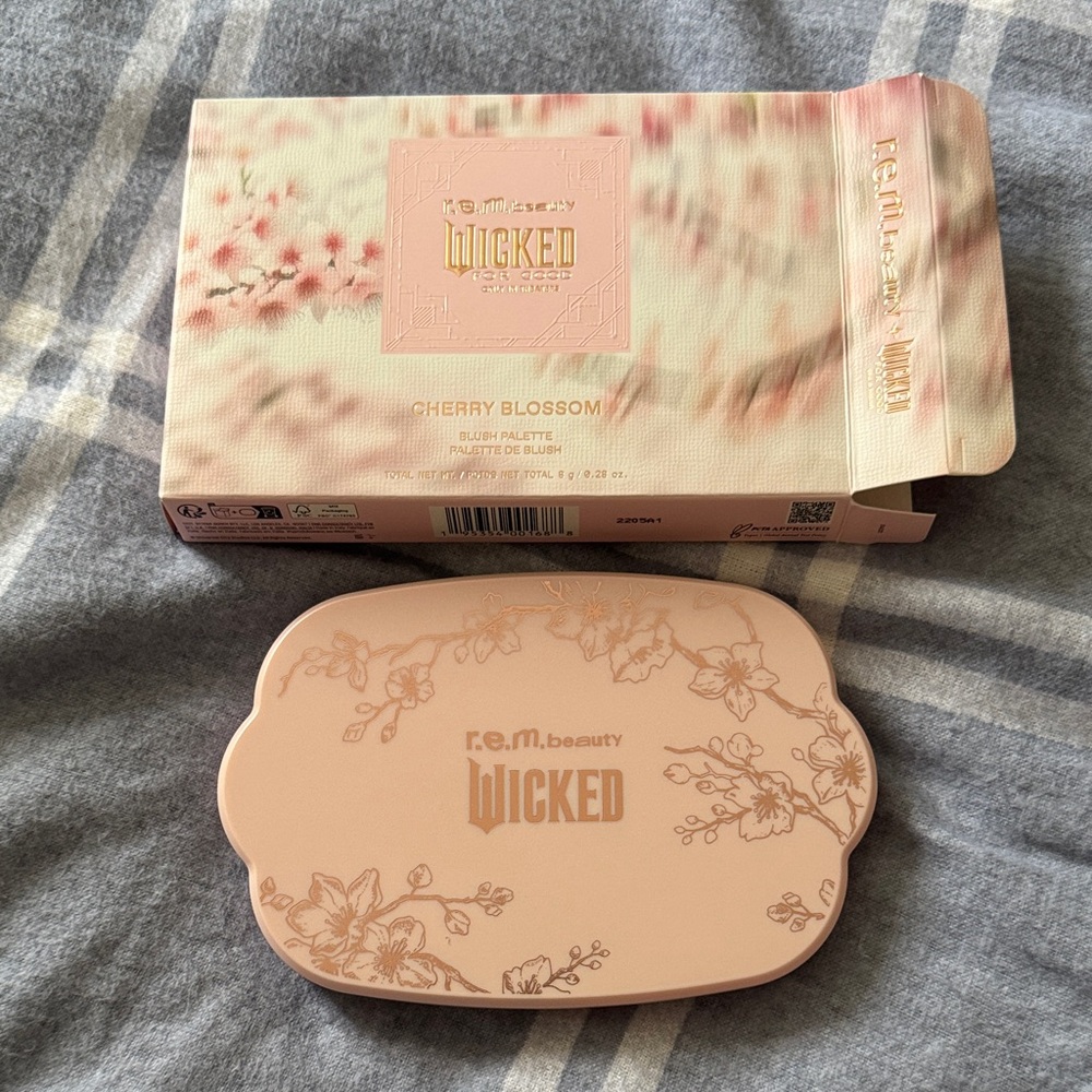 Wicked Cherry Blossom Blush Palette - Pink